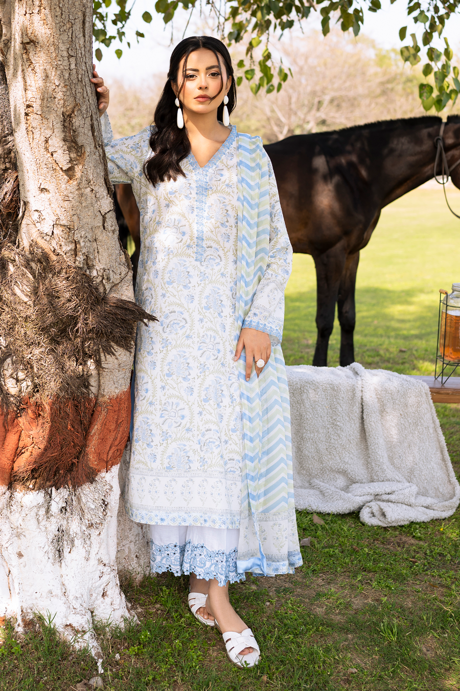 unstitched lawn sale